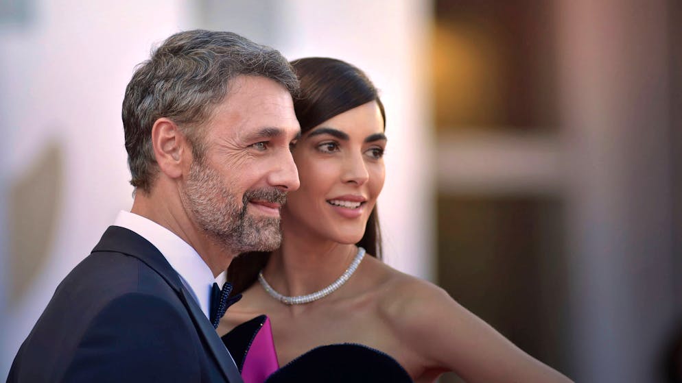 Per il bene delle figlie. Ecco i dettagli sulla separazione tra Raoul Bova e Rocio Munoz Morales