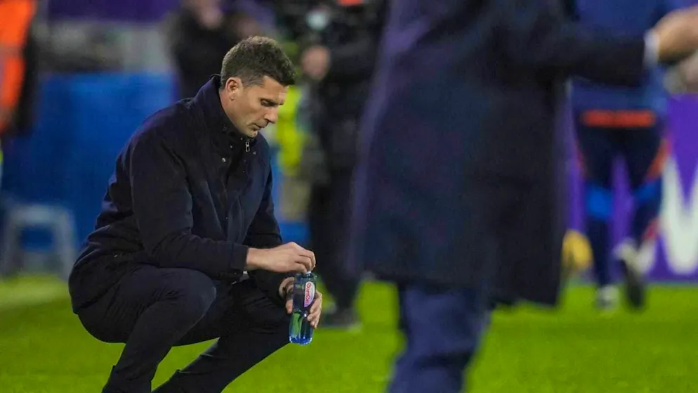 Thiago Motta is no longer coach of Juventus Turin - Gallery. Thiago Motta conceded a 3-0 defeat at Fiorentina in his last outing as Juventus coach