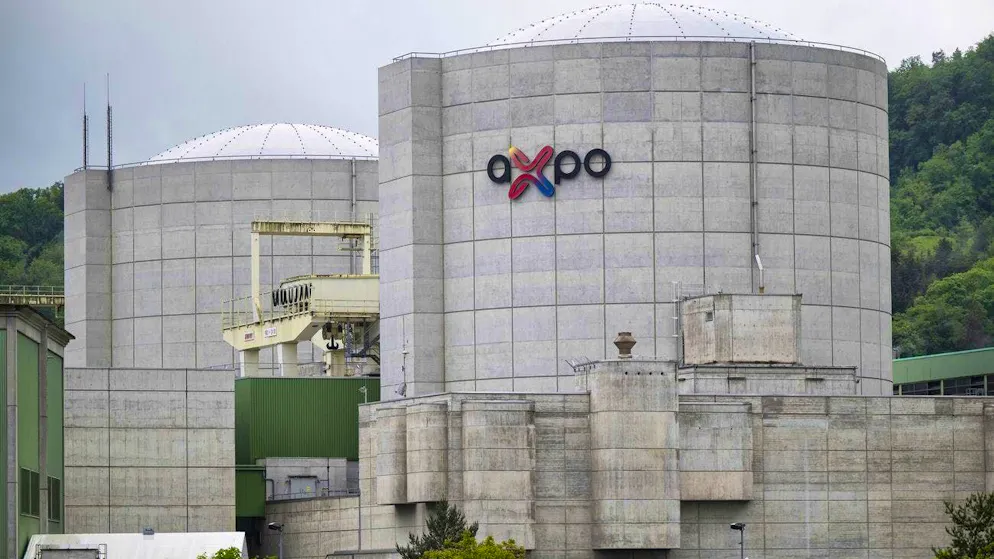 The Beznau 1 (left) and Beznau 2 nuclear reactors of the Axpo nuclear power plant in Beznau. (archive picture)