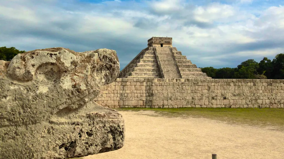 A German tourist has caused a lot of trouble at an ancient ruins site in Mexico.