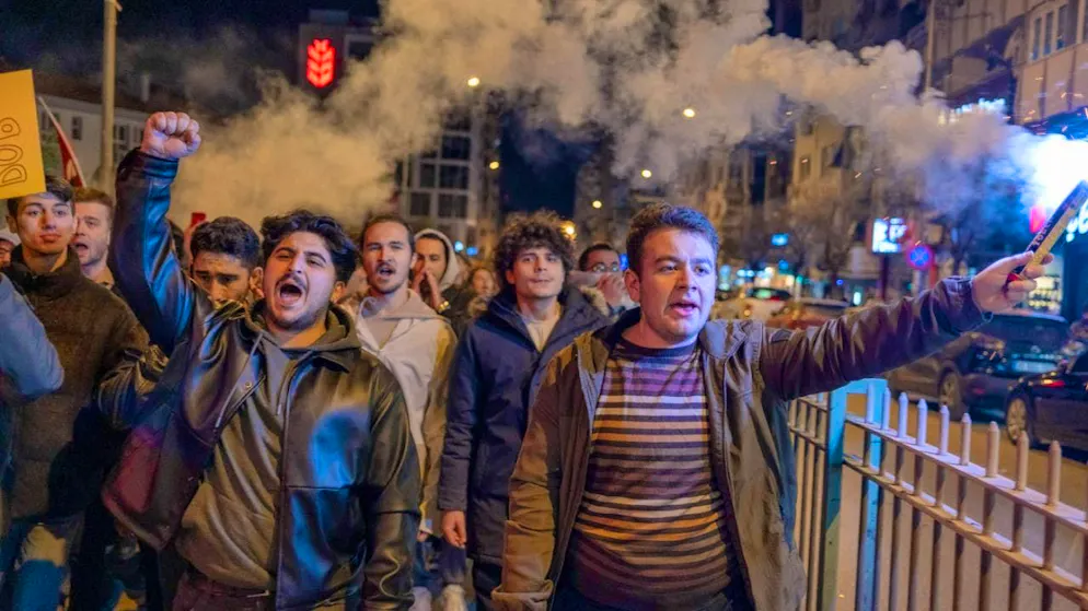 Protests in Izmir, Turkey. Photo: Murat Kocabas/SOPA Images via ZUMA Press Wire/dpa