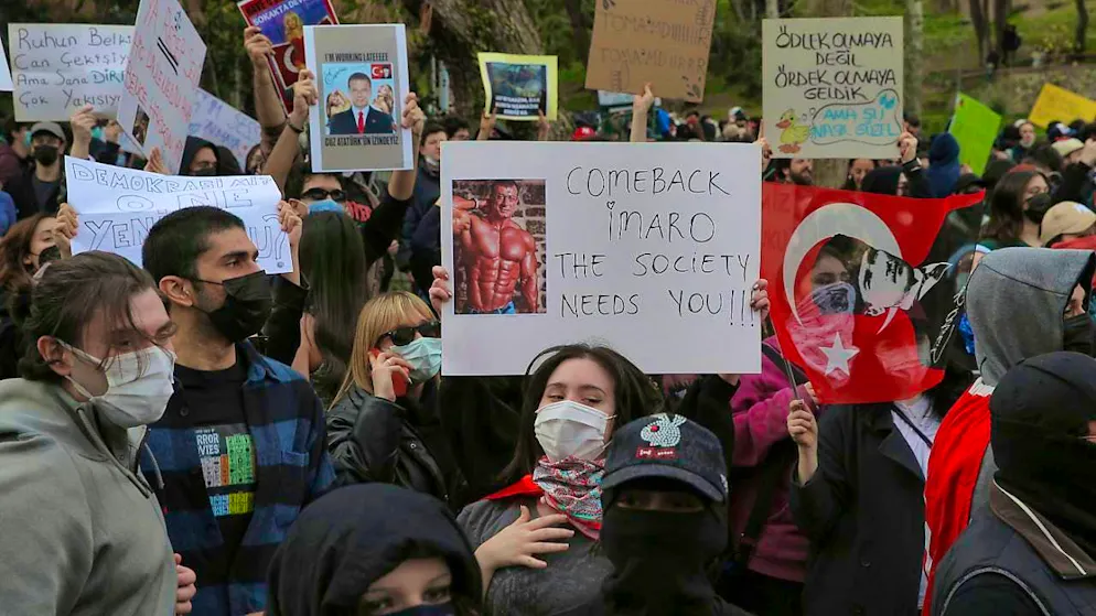 A demonstration in Turkey. Photo: Huseyin Aldemir/AP/dpa