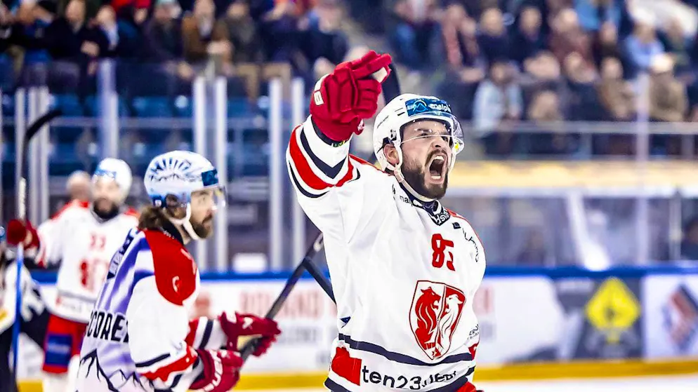 Visp wins Swiss League and aims for the National League - Gallery. Visp's top scorer Adam Brodecki after the 2:2 equalizer