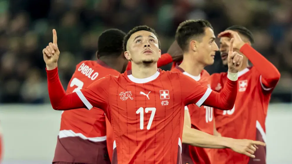 Ruben Vargas freut sich über das 3:0