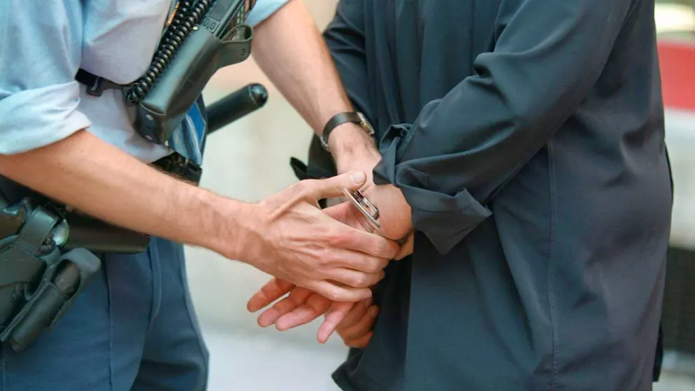 Auf der Ferieninsel Teneriffa ist ein Schweizer wegen Verdachts auf Kokainhandels im Tessin festgenommen worden. (Symbolbild)