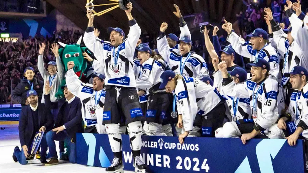 Fribourg-Gottéron eliminates the SCB - Gallery. HC Fribourg-Gottéron already won the Spengler Cup in the week before Christmas.