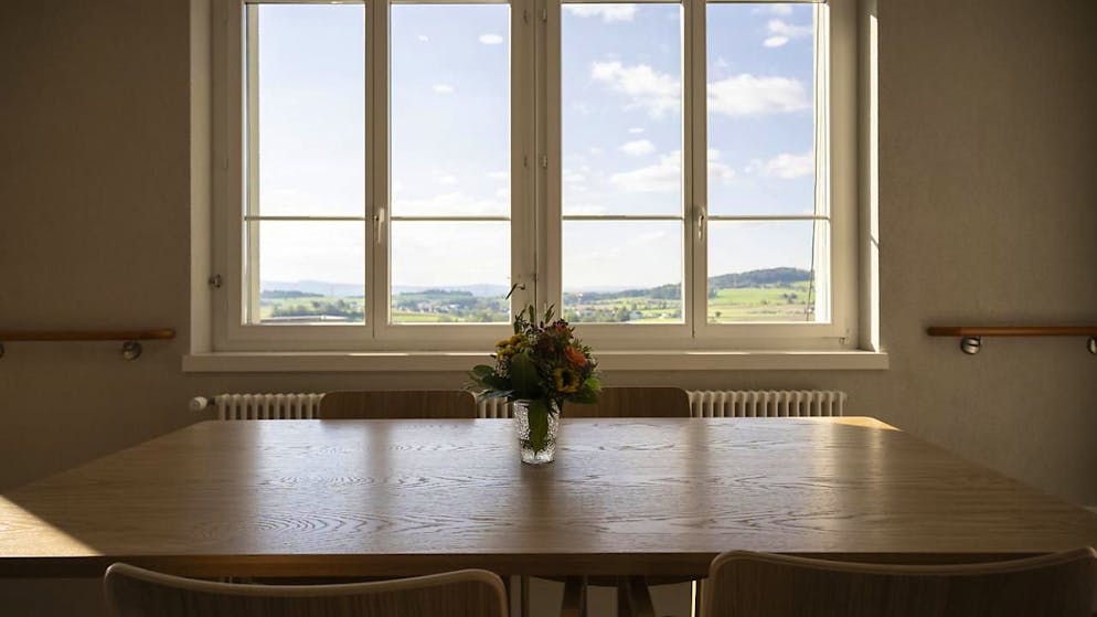 Laut der Analyse sinkt die Zufriedenheit in der Beziehung teils über viele Jahre graduell, bis es zum grossen Bruch kommt. (Archivbild)