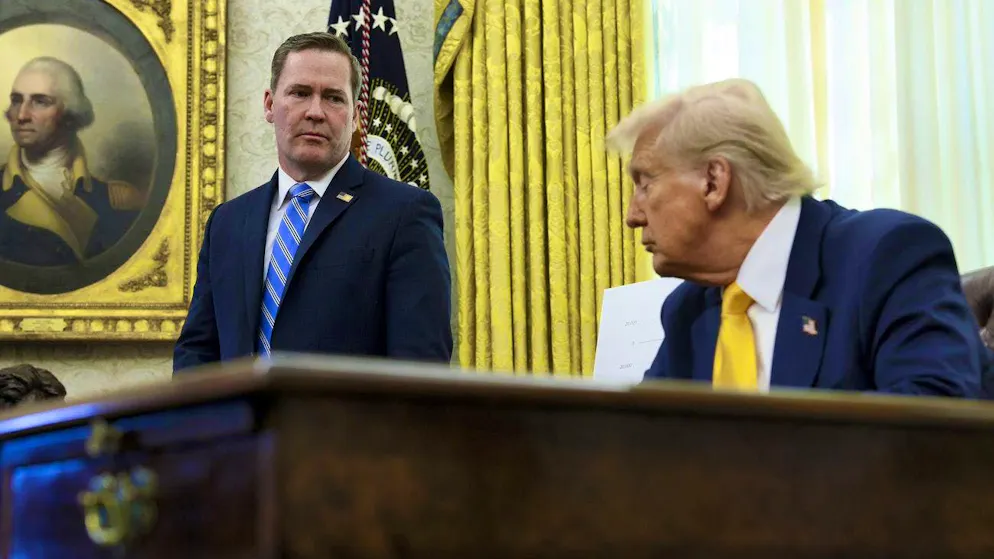 Trump demonstratively placed Mike Waltz next to him.