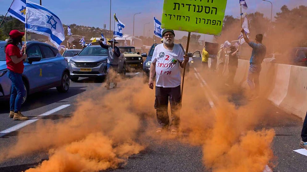 Demonstration in Jerusalem. Foto: Ohad Zwigenberg/AP/dpa