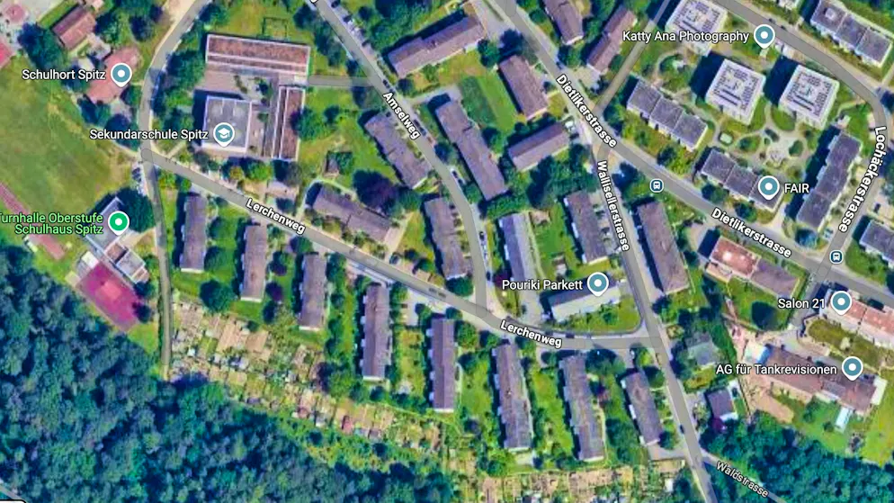 Rents are doubling: the apartment buildings on Lerchenweg in Kloten ZH are being demolished and replaced by new ones.