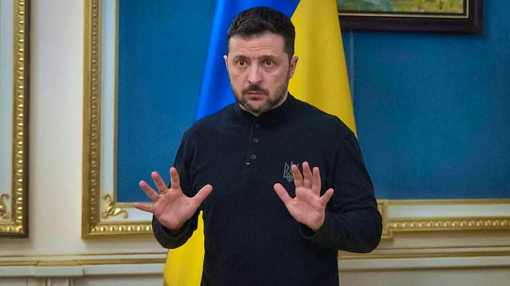 dpatopbilder - Volodymyr Zelensky, President of Ukraine, speaks during a briefing in Kiev. Photo: Efrem Lukatsky/AP/dpa