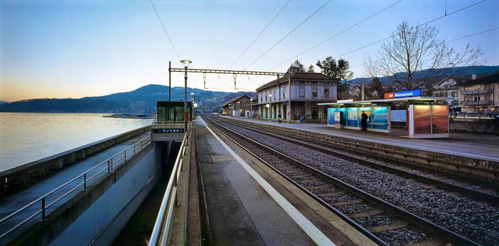 The municipality of Richterswil is located directly on Lake Zurich.