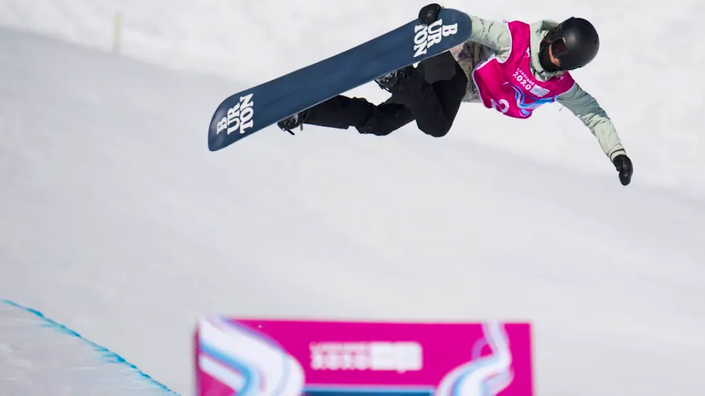 Isabelle Lötscher gehört an der Heim-WM im Engadin zu den besten zwölf Halfpipe-Snowboarderinnen. (Archivbild)