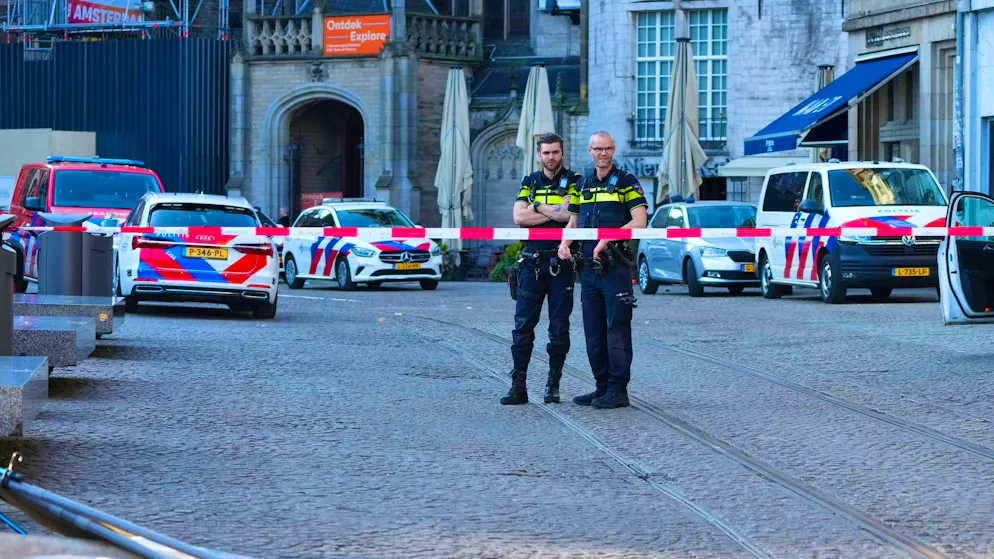 Knife attack in Amsterdam: Four people seriously injured - Gallery. The attack took place in the center of Amsterdam.
