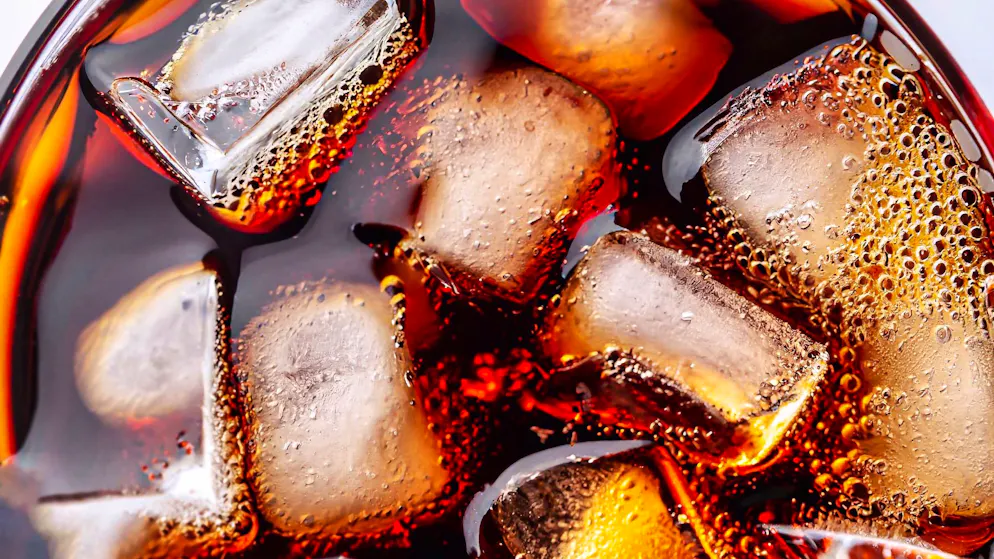 Swissness à bord. Adieu Coca dans les trains : bienvenue à Vivi Kola, au même prix