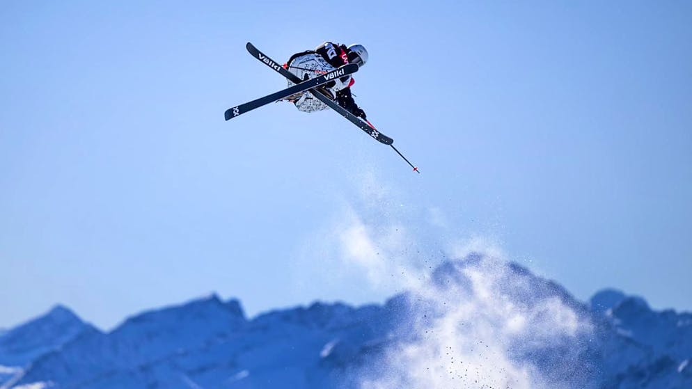 Andri Ragettli übersteht die schwierige Qualifikation im Big Air