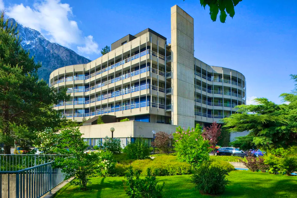 Construction continues at the Upper Valais Hospital Center in Brig. 