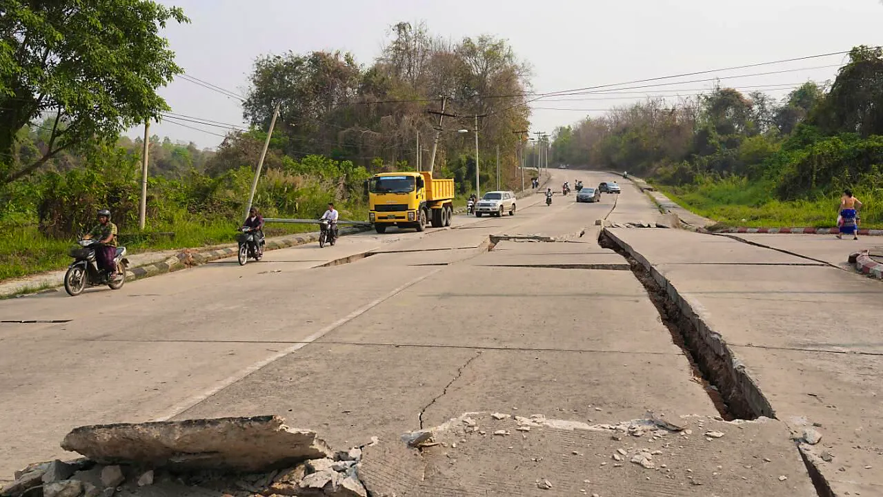 Asia. Military leadership: At least 144 dead in Myanmar after earthquake