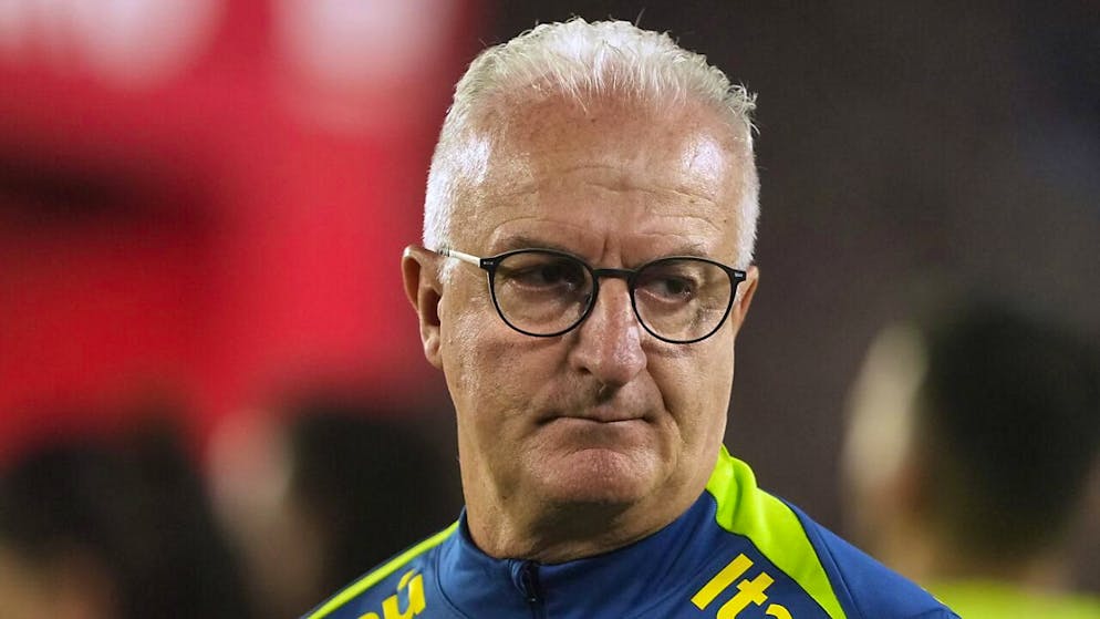 Dorival Junior zahlt den Preis für die Klatsche in Buenos Aires.