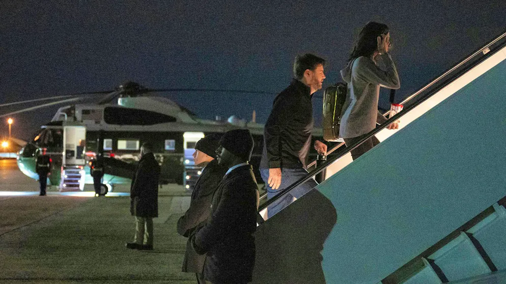 US Vice President Vance lands on Greenland - Gallery. J.D. and Usha Vance made their way to Greenland early this morning.