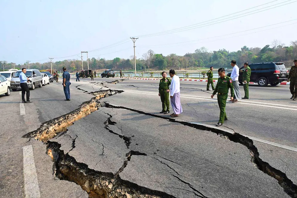 Mehr als 1000 Tote nach Erdbeben in Myanmar bestätigt. In Myanmar richtete das Erdbeben schwere Schäden an. 