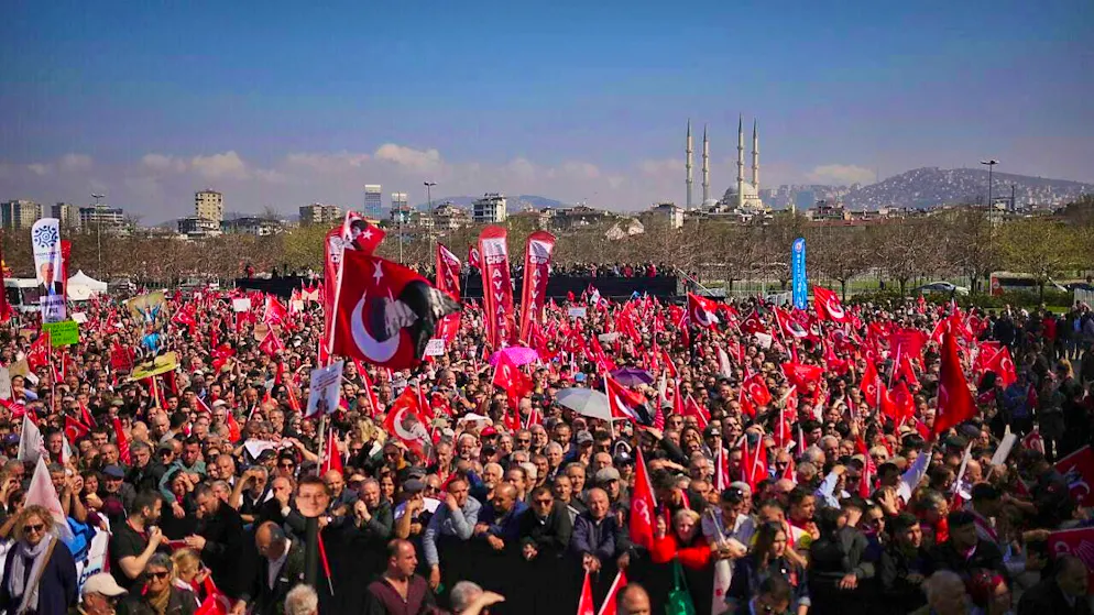 Demonstration against the arrest of Istanbul Mayor Imamoglu in Istanbul. Photo: Francisco Seco/AP/dpa