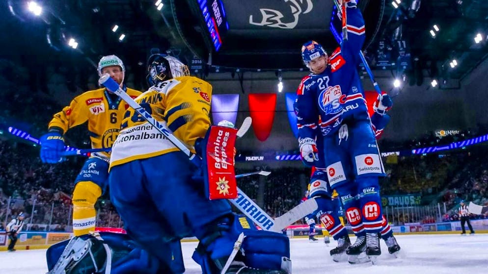 Thanks in part to two early powerplay goals, ZSC celebrated an easy 6-1 win against Davos to kick off the playoff semi-finals.