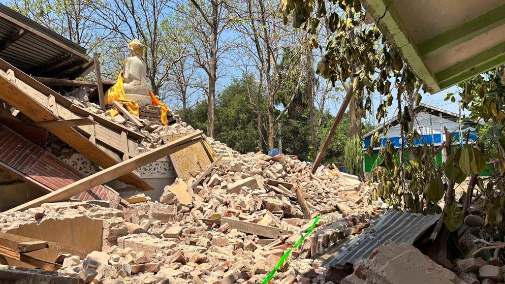 Schweres Erdbeben erschüttert Südostasien. Myanmars Regierung kämpft trotz der Not weiter +++ Noch 83 Vermisste in Bangkok