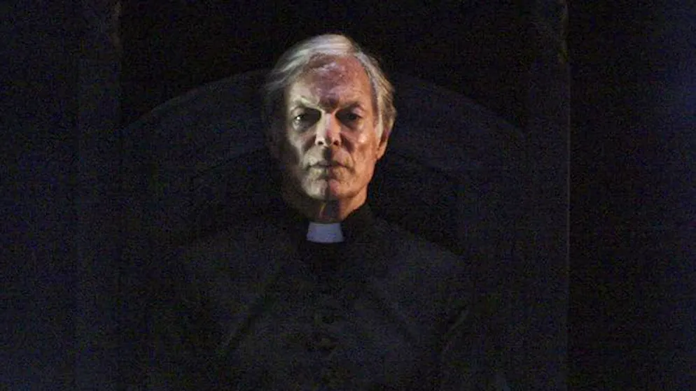 Richard Chamberlain im Theaterstück «The Exorcist» in Los Angeles.