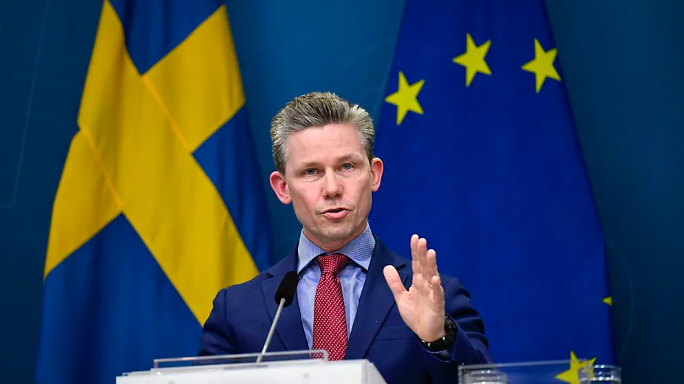ARCHIV - Pal Jonson, Verteidigungsminister von Schweden, spricht auf einer Pressekonferenz. Foto: Pontus Lundahl/AP/dpa/Archivbild