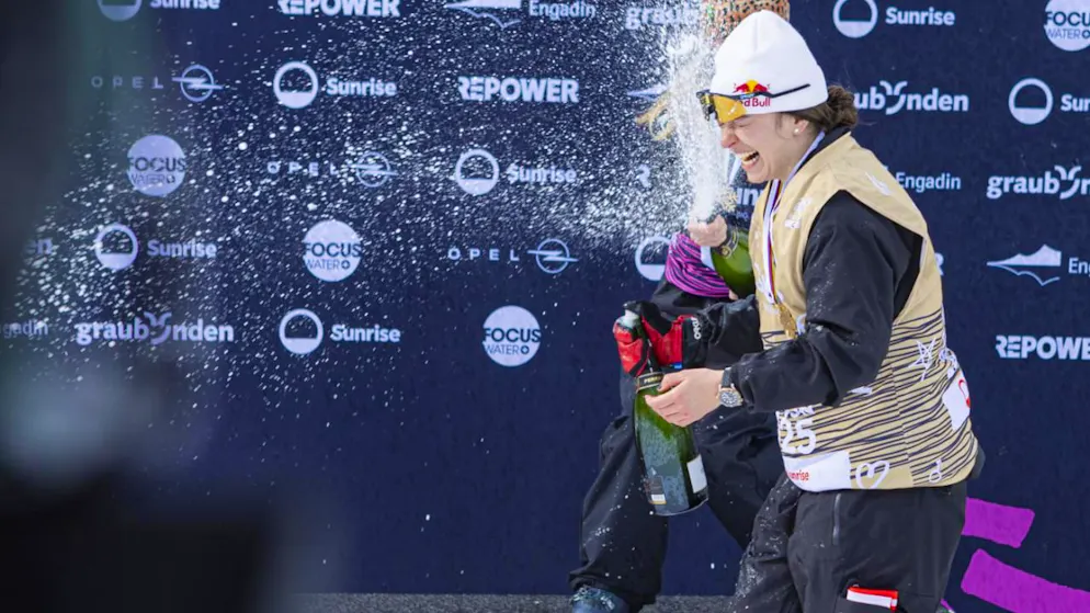 Die WM soll St. Moritz und dem Engadin einen neuen Spirit verleihen - Gallery. Champagnerdusche für die Slopestyle-Weltmeisterin Mathilde Gremaud