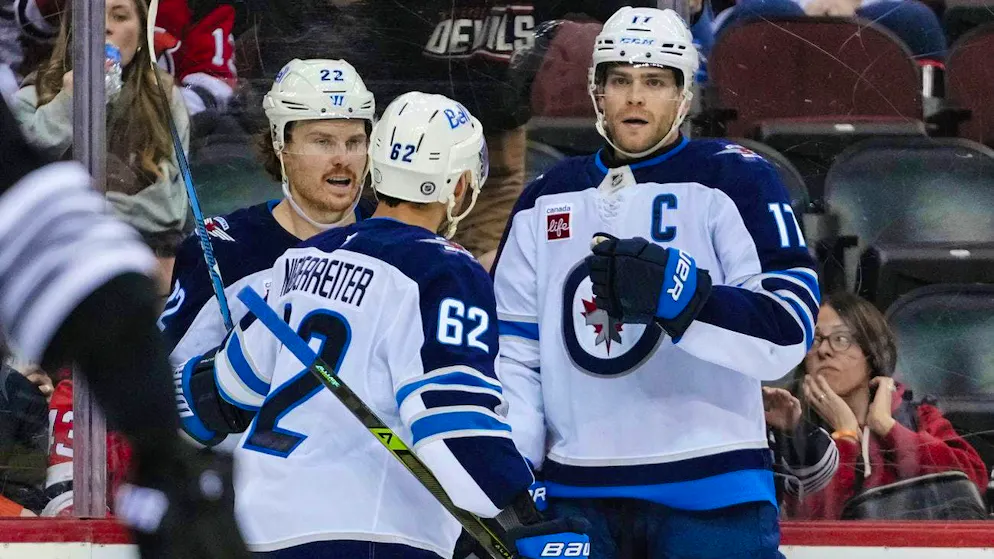 Nino Niederreiter and Co. get another win