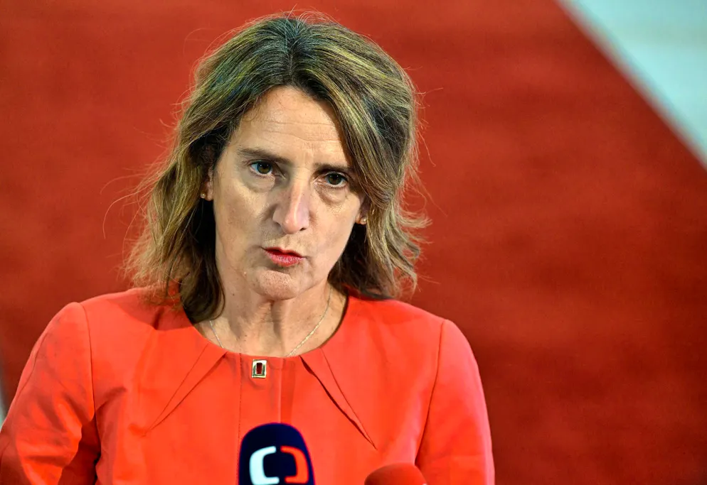 Spain's executive deputy head of government and Minister for Ecological Transition, Teresa Ribera, is traveling to the USA.