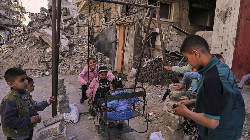 Medio Oriente. Unicef: «Almeno 322 bambini uccisi a Gaza in 10 giorni»