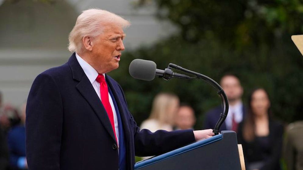 Trump Zölle. US-Präsident Donald Trump spricht während einer Veranstaltung zur Ankündigung neuer Zölle im Rosengarten des Weissen Hauses. 