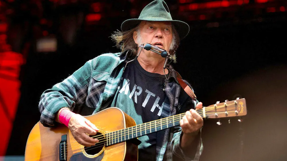 Neil Young concerned about re-entry to the USA - Gallery. The folk rock musician is also planning a concert in Germany this summer. (archive picture)