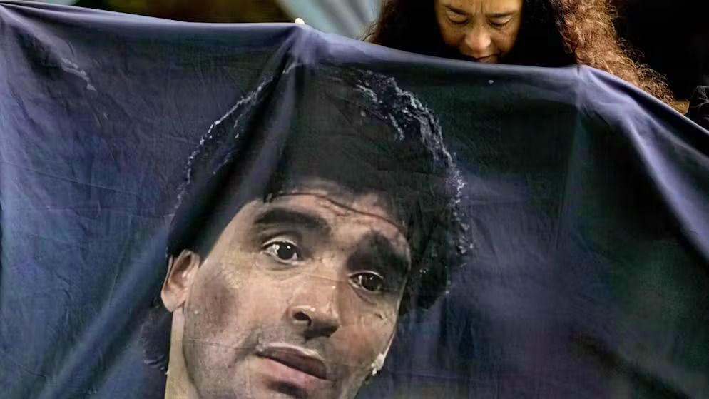 Diego Maradona è deceduto nel 2020.