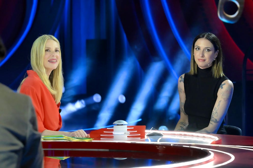 Durante la puntata del 31 marzo di «Obbligo o Verità», condotta da Alessia Marcuzzi, Ema Stokholma ha fatto delle dichiarazioni a dir poco scottanti.