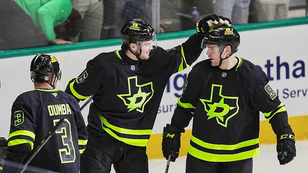 Dallas defenseman Lian Bichsel (center) scores again against Nashville