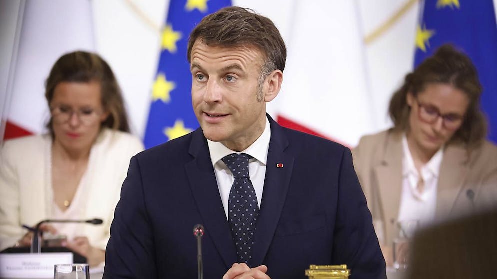 Pace. Macron è pronto a rappresentare l'Europa nei colloqui con Putin