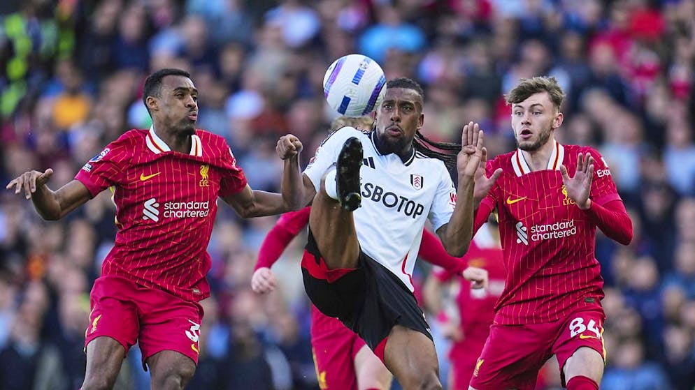 Fulhams Alex Iwobi behauptet sich artistisch