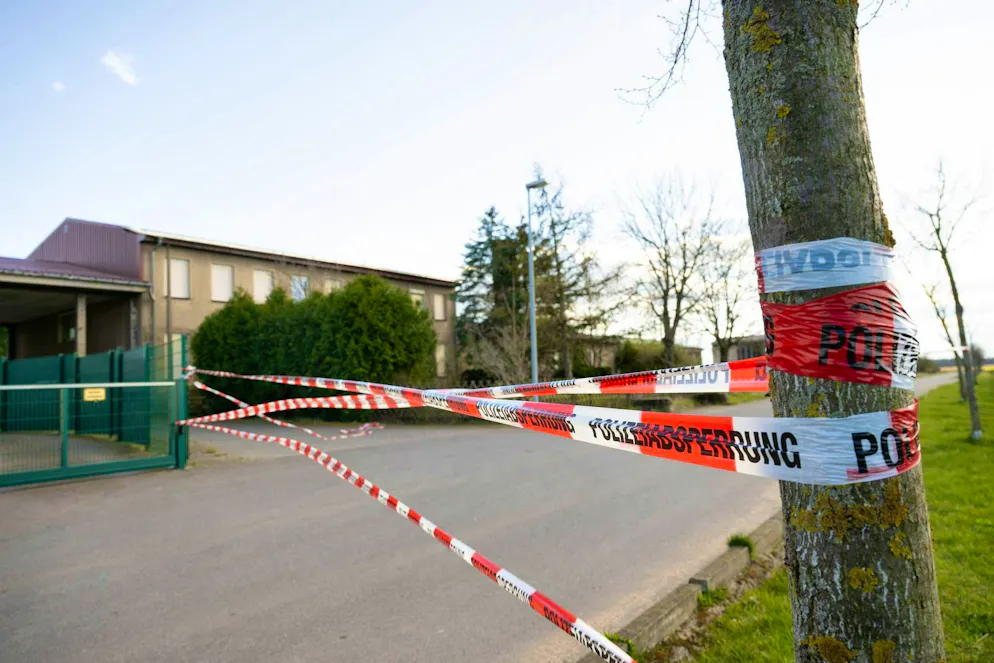 Two dead bodies found in a slurry tank - Gallery. The circumstances are a mystery - a forensic investigation is underway.