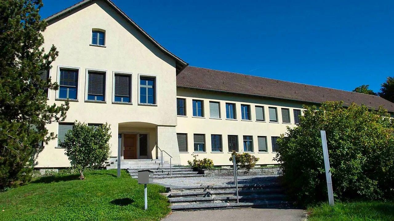 Trial. Hinwil ZH court sentences rapist to long prison term