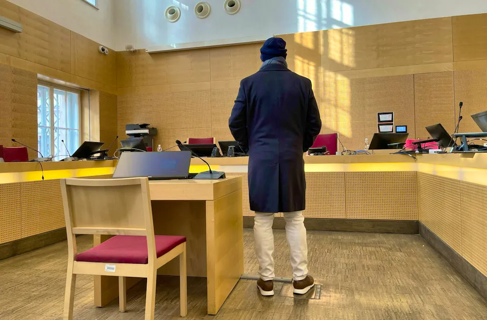 Acquittal after death of threatened doctor in Austria. The defendant maintained his innocence during the trial.