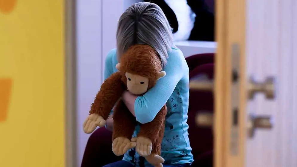 Agressions sexuelles. «Quand il me fait des chatouilles, ce n'est pas normal» - Une mère sort un livre stupéfiant