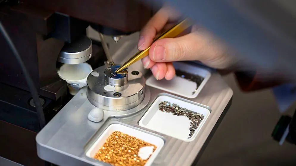 Watch manufacturers, machinery industry. US import tariffs for Swiss products come into force - tariffs of 104 percent against China