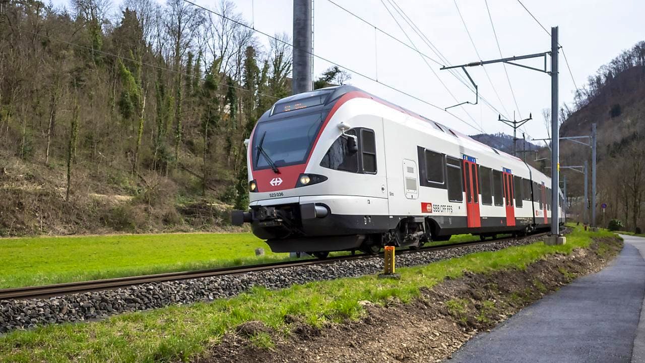 Öffentlicher Verkehr. 2026 gibt es keine Preiserhöhungen im öffentlichen Verkehr