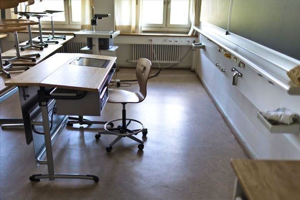 Nessuna cattedra nel medio superiore per tredici docenti di italiano 