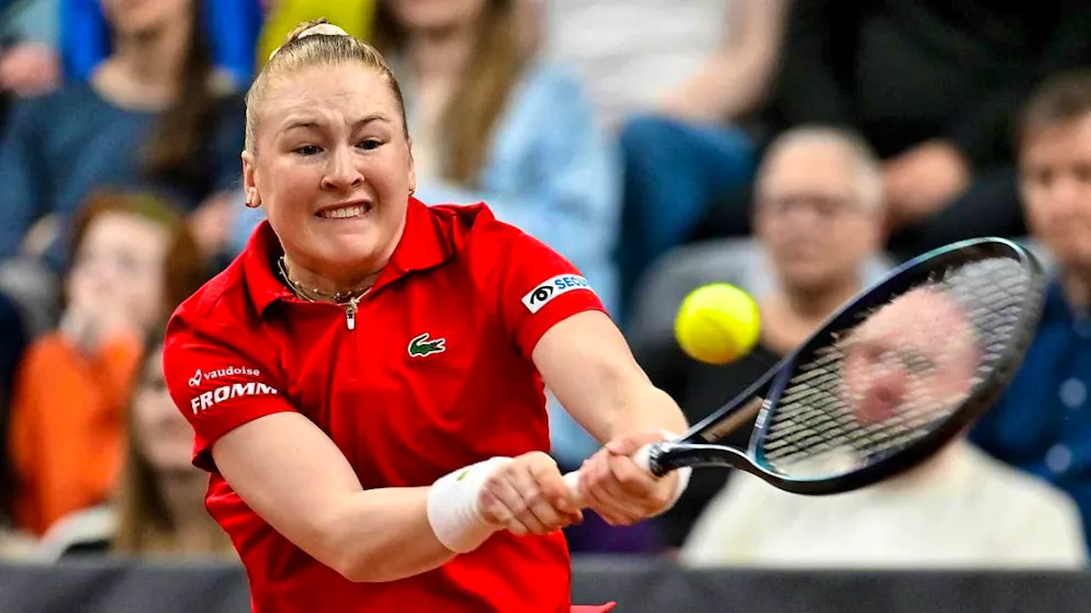 Céline Naef causes a big surprise with victory against Marta Kostjuk