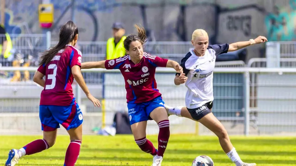 An open championship race in the Women's Super League - Gallery. Champions Servette finished the regular season in 3rd place, one point behind the leading duo